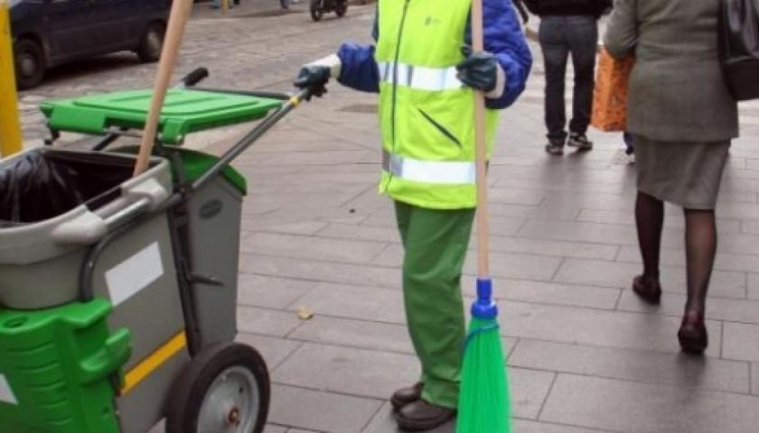 Operatore ecologico aggredito a Cava, individuato e denunciato giovane di Pregiato