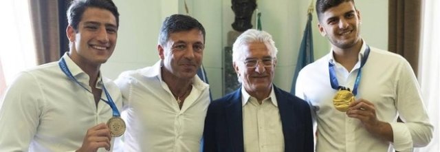 I salernitani Campopiano e Dolce premiati dal sindaco Napoli