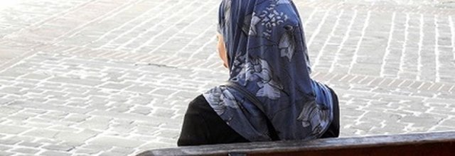 Segregata dal marito pakistano, scappa e lo denuncia: arrestato