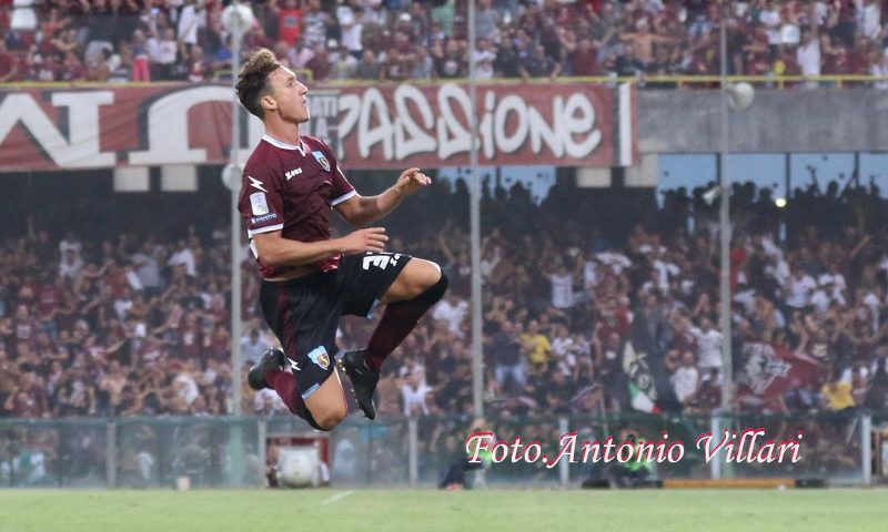 Salernitana, Giannetti: “Lanciato un segnale per la consapevolezza dei nostri mezzi”