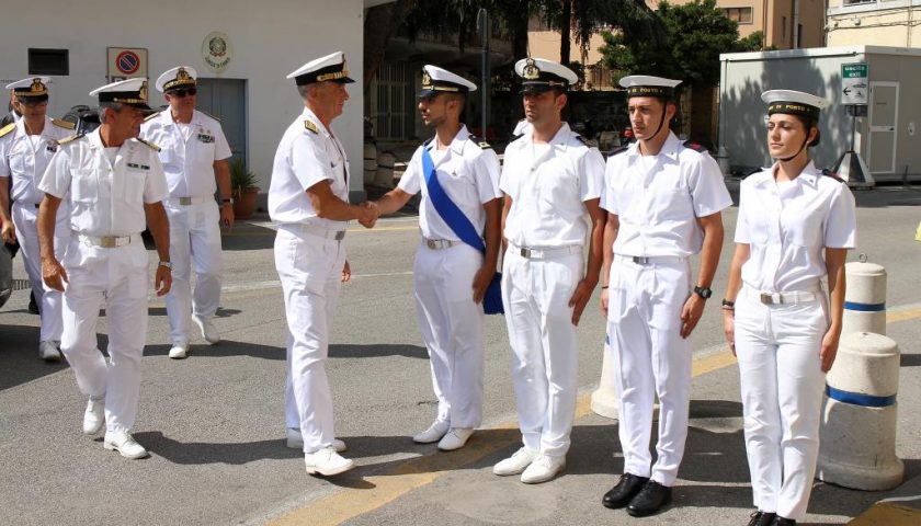 Capitaneria di Porto di Salerno: visita del Comandante Generale del Corpo delle Capitanerie di Porto, Ammiraglio Ispettore Capo Giovanni Pettorino