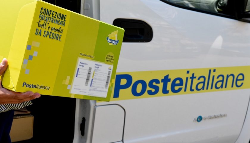 Anche a Salerno il servizio Poste Delivery Web per l’invio di bagagli