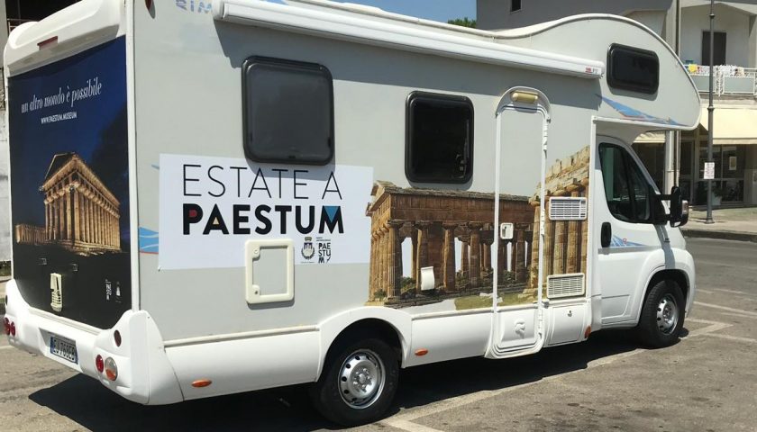 Paestum on the road: parte il tour del Parco e del Comune di Capaccio a bordo di un camper con la promozione 2×1