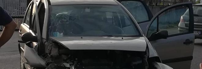 Auto fuori strada, grave una bambina di 22 mesi