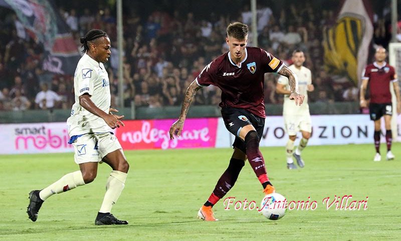 Serie B, programma gare dalla 9a alla 12a giornata: Salernitana in notturna a Pisa, con l’Entella in campo alle ore 18