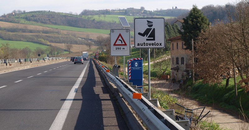 Autovelox Agropoli: 115mila auto in una settimana, 4mila non in regola