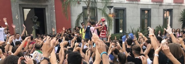 Emergenza roghi Battipaglia: gli studenti scendono in piazza