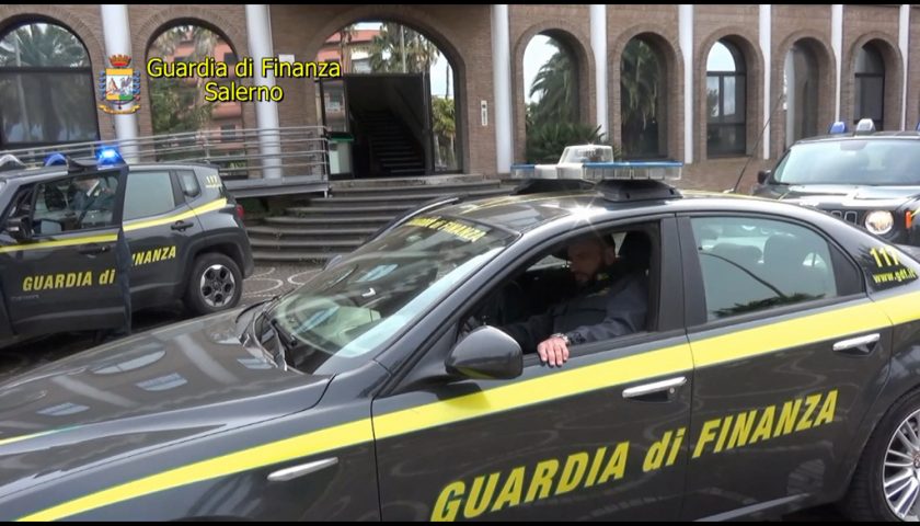 Associazione per delinquere finalizzata al contrabbando di sigarette. 12 arresti nell’Agro nocerino-sarnese. In cinque percepivano anche il reddito di cittadinanza