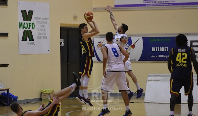 La sfortuna ferma la Pallacanestro Salerno a Catanzaro