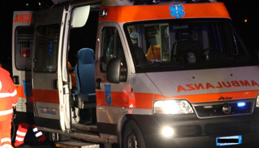 Mercato San Severino, ennesimo incidente in via Amato: i residenti chiedono semaforo, dossi e autovelox