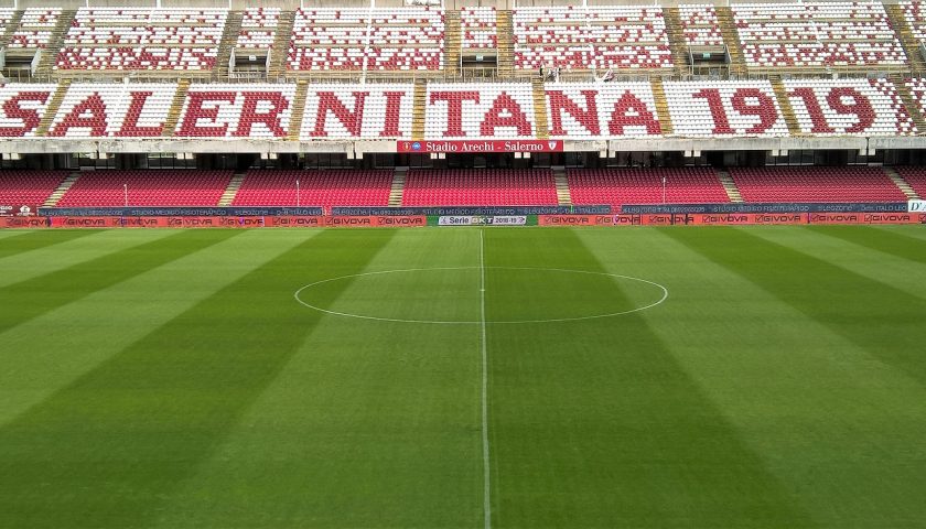 Striscione contro Lotito durante gara di allenamento della Salernitana, assolto ultras granata