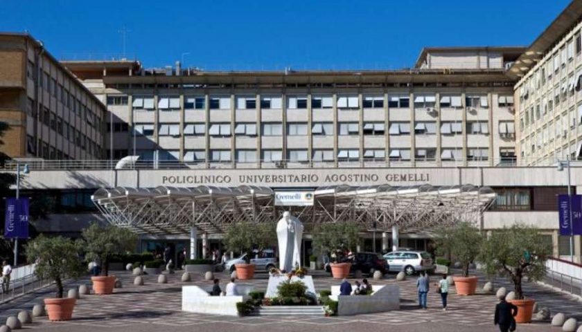 Salernitano colpito ad una gamba da un proiettile mentre era nella sua abitazione a Roma