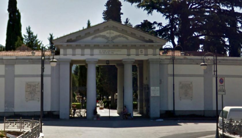 Maltempo a Nocera Inferiore, il Comune chiude il cimitero