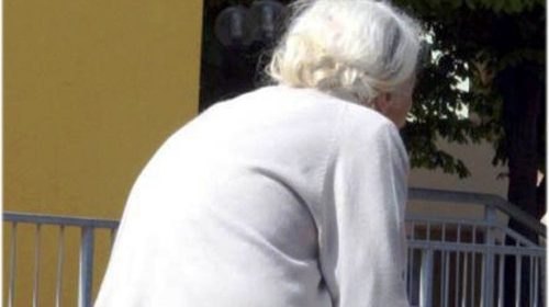 Si fingono carabinieri e truffano una 98enne: coppia arrestata nel Salernitano