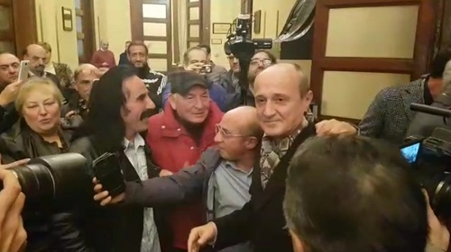 “Una partita lunga un secolo”, i tifosi della Salernitana riabbracciano Delio Rossi