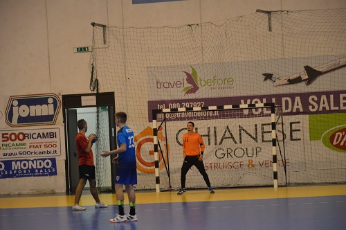 LA GENEA LANZARA FA VISITA AL NEW HANDBALL CAPUA