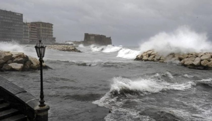 La protezione civile Regione Campania: prorogata allerta meteo fino alle 6 di domenica mattina