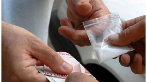 Salerno e Battipaglia, lotta allo spaccio: due arresti Salerno e Battipaglia, lotta allo spaccio: due arresti