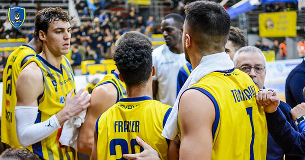 GIRO DI BOA DEL CAMPIONATO, GIVOVA SCAFATI DI SCENA A LATINA