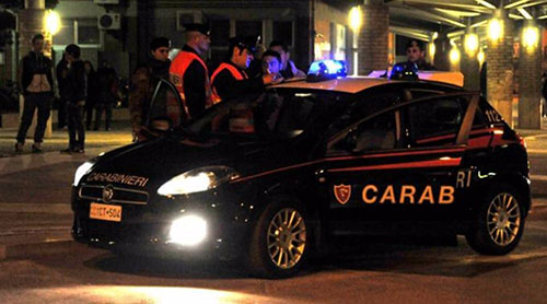 Rissa e feriti nella movida di Angri, denunciati dai carabinieri sette giovani