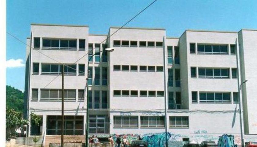 Emergenza aule nelle scuole di Salerno, al De Sanctis arriva l’ora del turnover