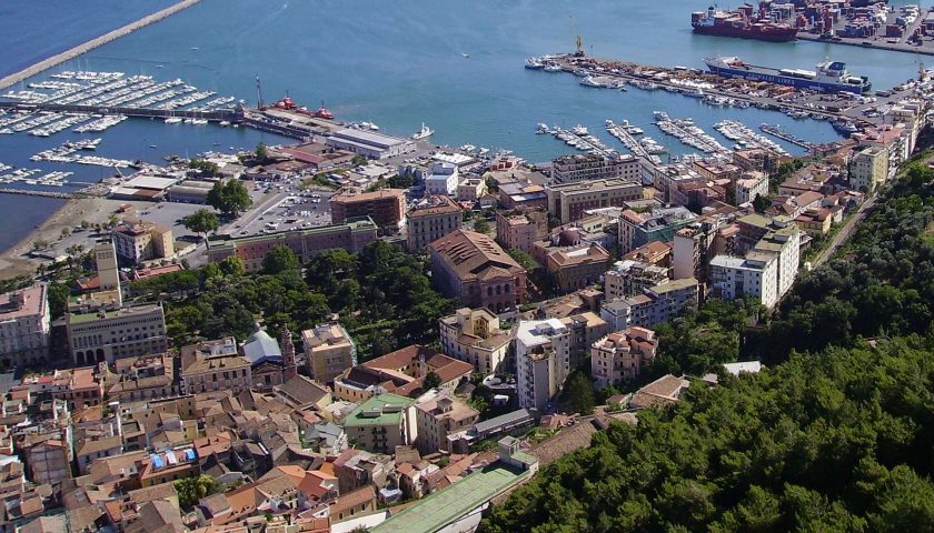 Qualità della vita, Salerno guadagna posizioni ma viene superata da Napoli