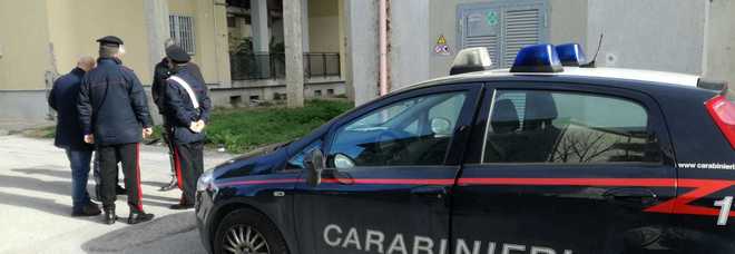 Terrore a prima mattina in Litoranea a Pontecagnano: rapinatore in tabaccheria fugge con 500 euro
