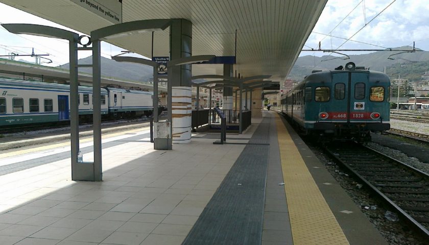 Sciopero dei treni previsto per lunedì in Campania, giornata di disagi