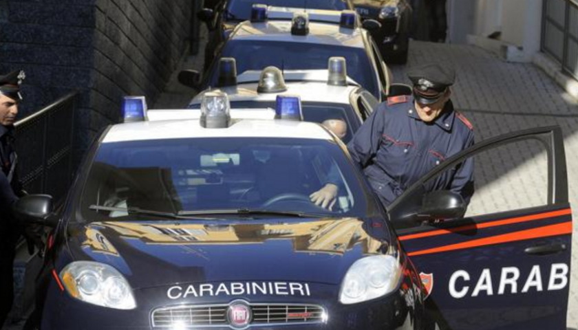 Droga, blitz Antimafia a Salerno: 56 arresti