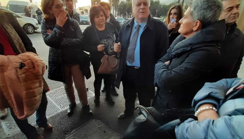 Corisa 2, operai senza stipendi da 9 mesi e slitta l’incontro in Provincia. la protesta