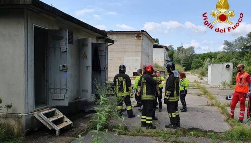 Muore folgorato mentre ruba i cavi di rame a Eboli, gogna social per il 32enne