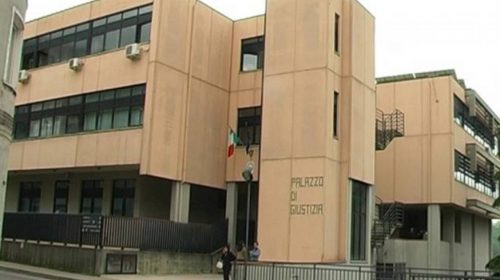 Torraca, la vittima conferma le accuse di violenza sessuale del sindaco
