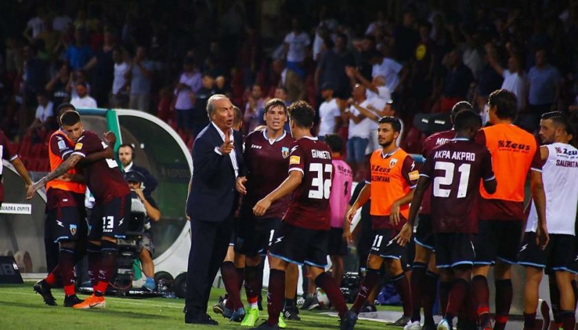 Rimonta granata, Cosenza al tappeto: Salernitana a passo di play off