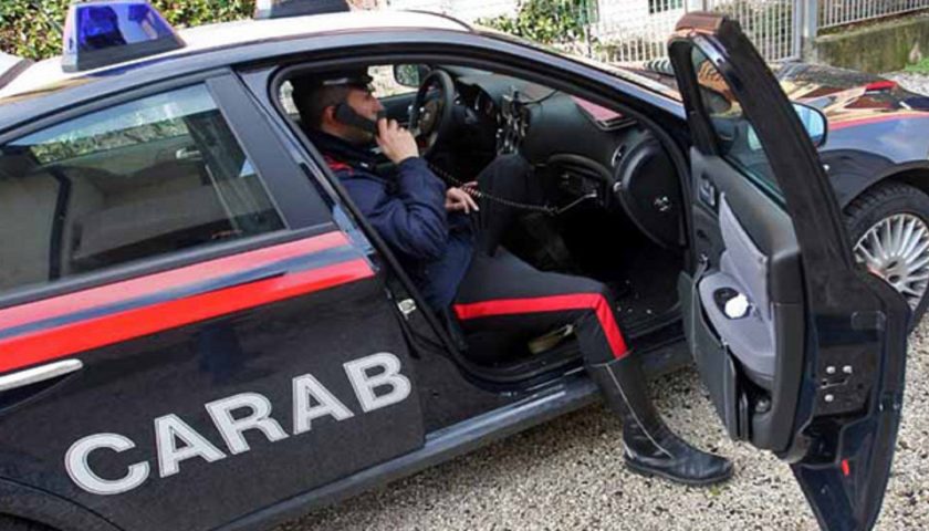 Casalvelino, coltellate al compagno: arrestata una 46enne per tentato omicidio