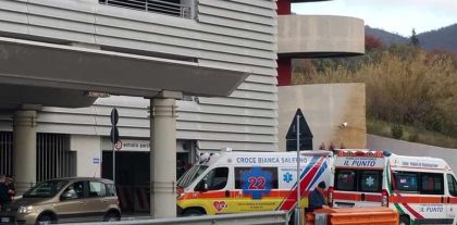 Tragedia all’Università, l’addio a Daniela tra lo strazio dei genitori
