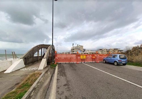 Pontecagnano, ponte Asa chiuso fino a fine febbraio: protestano residenti e imprenditori