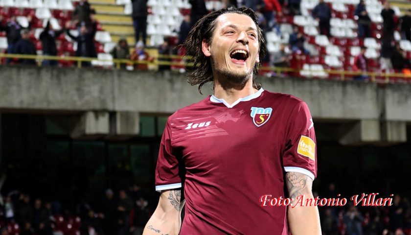 Salernitana, basta un gol di Djuric per battere il Livorno e riprendere la marcia