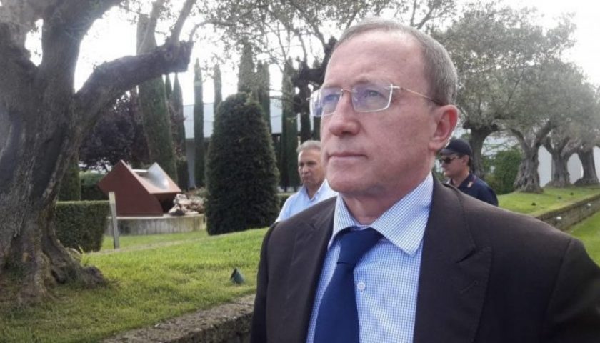 Vaccino Sputnik, il vice presidente della Campania Bonavitacola: “Nessun motivo per tornare indietro”