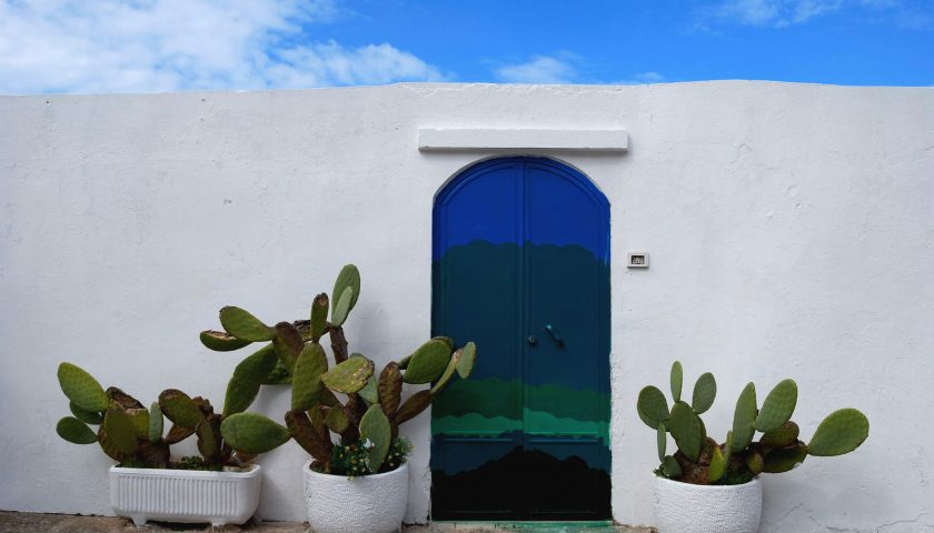 Fotografia: “Porte e finestre del Mediterraneo” del salernitano Claudio Carbone esposte a Barcellona dal 13 al 31 marzo 2020