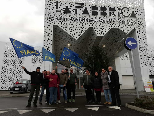 Riduzione orario di lavoro, pronti due giorni di sciopero a La Fabbrica. La Fiadel a muso duro