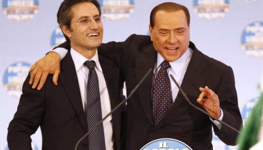 Caldoro a ruota libera: “Berlusconi un perseguitato, i grillini lo accusano coprendo la loro inconsistenza”