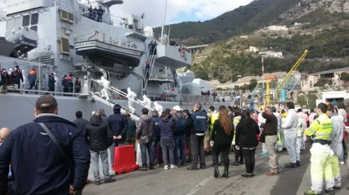 Migranti, 128 minorenni sbarcati a Salerno hanno trovato una sistemazione