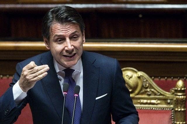 Il premier Conte sulla fase due: “Le scuole riapriranno a settembre, stiamo studiando un allentamento delle restrizioni”