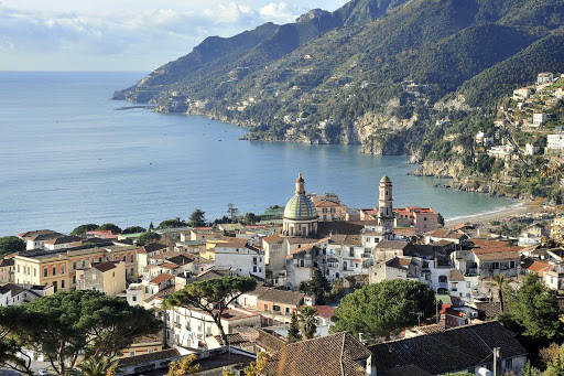 Vietri sul Mare, per ora solo i residenti non pagano l’ingresso sulle spiagge libere