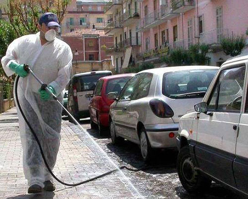 Coronavirus, il sindaco di Salerno dispone la sanificazione delle strade