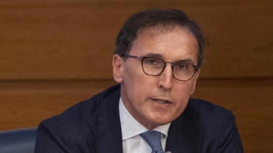 Il ministro Boccia: “Dal 18 maggio riaperture con scelte differenziate in base ai contagi nelle regioni”