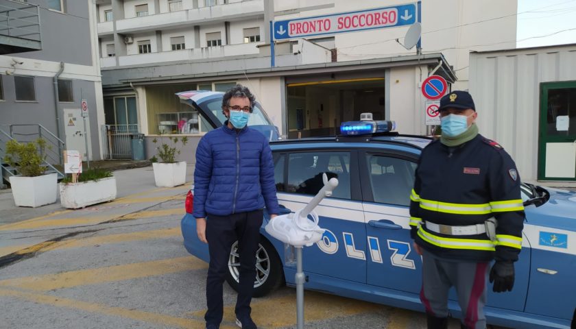 La Polizia Stradale di Salerno consegna apparecchiatura medica all’ospedale Curto di Polla