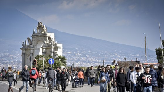 Cresce il numero di giovani che non lavorano e non studiano a Napoli