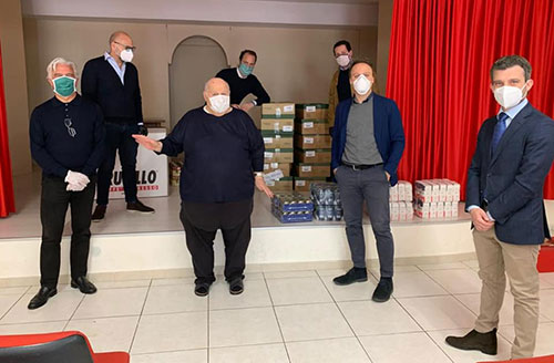 Il Pd di Salerno dona pacchi alimentari alle parrocchie: “Questo è stato noi onorare il 25 aprile”