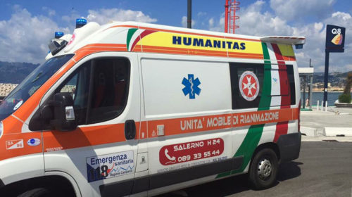 Bimbo cade in acqua nei pressi della Stazione Marittima, salvato dagli operatori dell”Humanitas